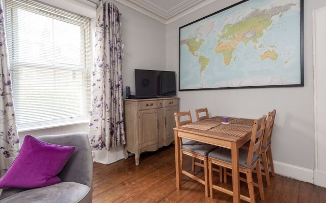 412: Regent Place apartment