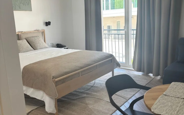 Stella's beachfront aparthotel