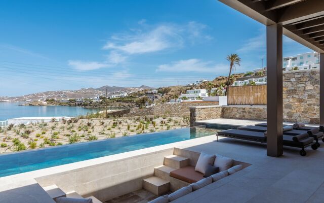 Bonzoe Suites & Villas