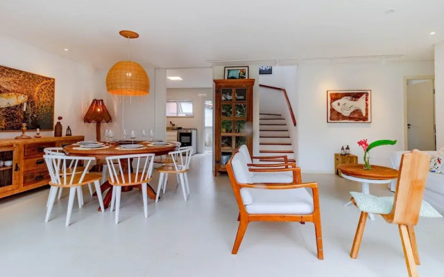 MSP01 Apt 3 Quartos Pé na Areia