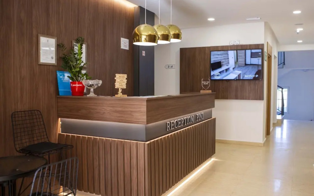 Apart Hotel Gondola Kolasin