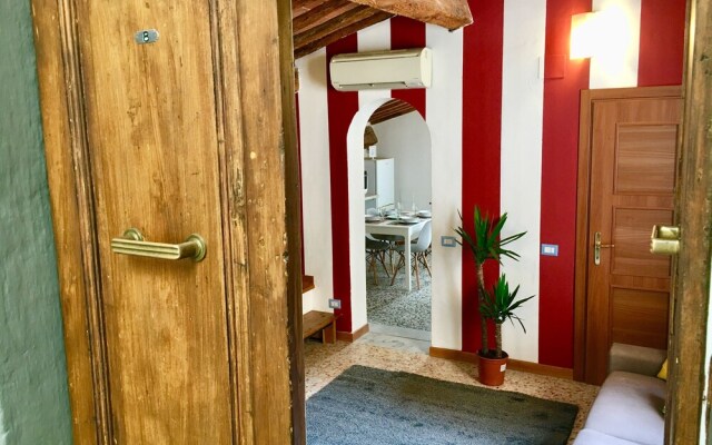 AwesHome - Lungarno Bellavista Penthouse