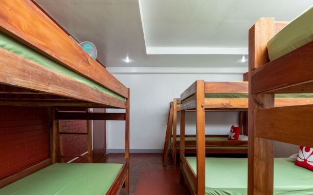 ZEN Hostel Siete Puerto Princesa