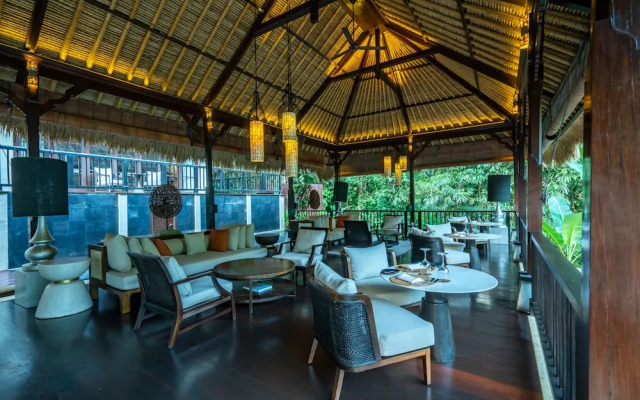The Hidden palace by Hanging Gardens