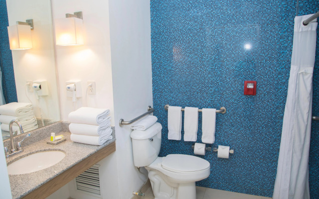 Holiday Inn Acapulco La Isla by IHG