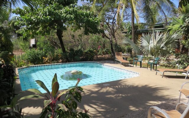 El Mono Loco Hotel