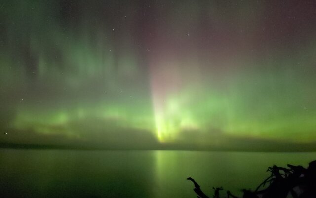 Sunshine Motel and Cabins