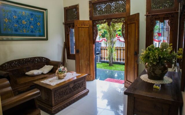 BaliOmah Guesthouse Jogja - Hostel