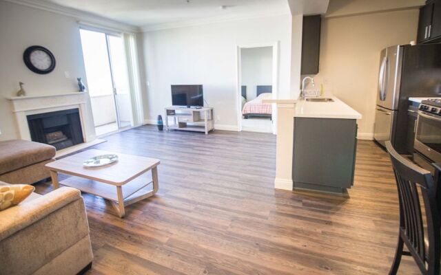 Prime Walking Distance to UCLA N309