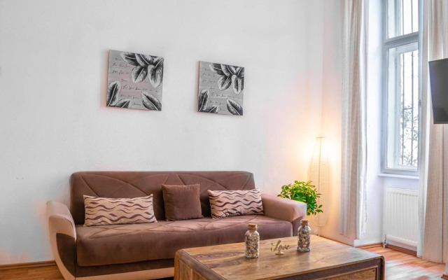 Chic Apartment- Suitable for Longstays in Lockdown