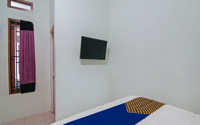 SPOT ON 92093 Feri Homestay