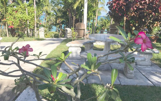 Orange Hill Beach Inn