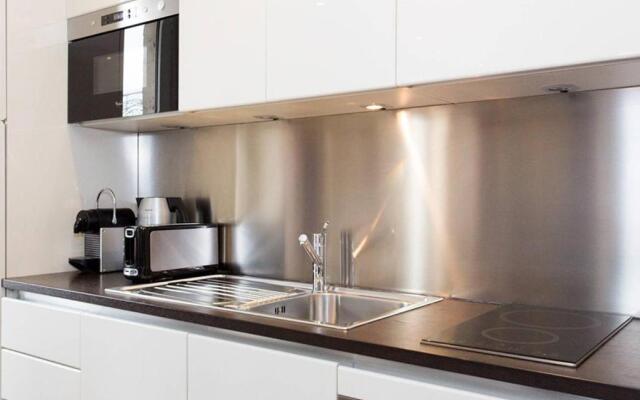 1 Bedroom in Front of the Palais!