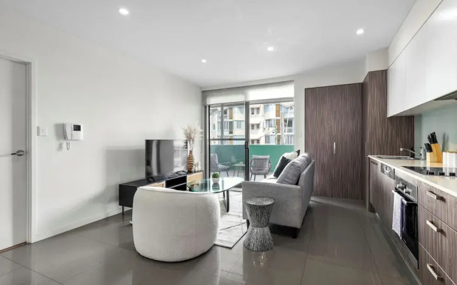 Cirque Apartments