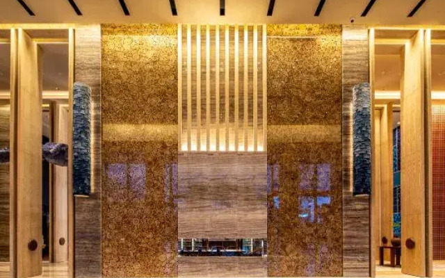 Girdear Hotel