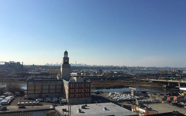 Prince Flushing Hotel