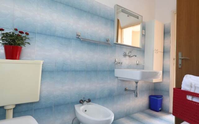 Comfortable Apartment With Terrace Near the Beach