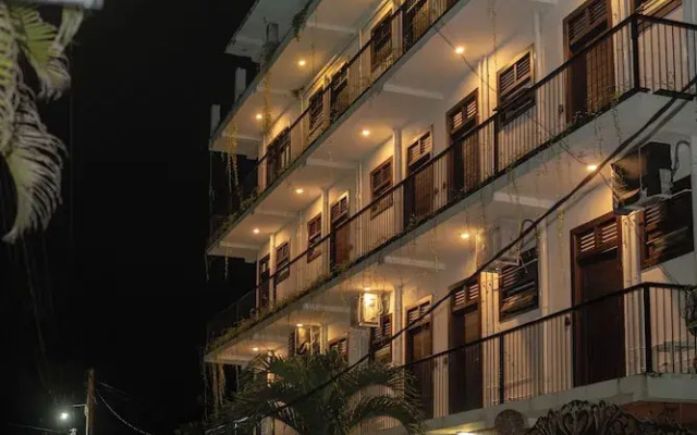Traveller's Hotel Hikkaduwa