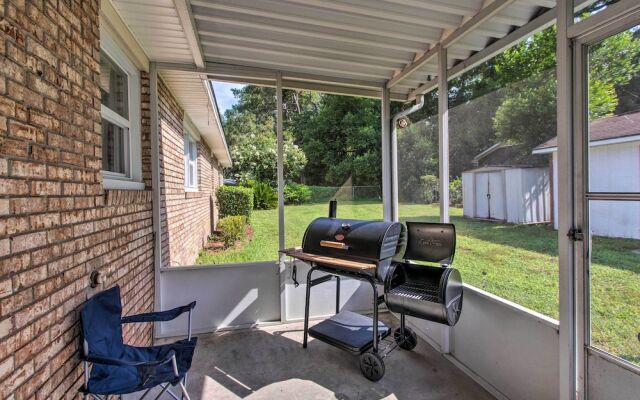 Cozy Waycross House w/ Yard & Screened Patio!