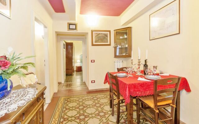 Palazzo della Stufa - Apartments for rent in Lucca