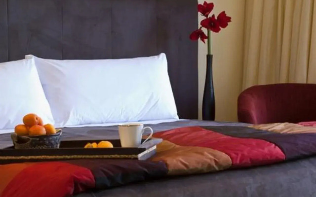 Regal Palms 5 Star City Resort