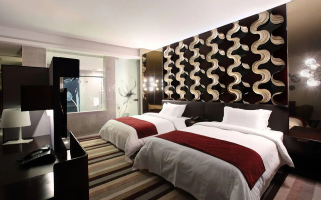 Qingdao Jinfuyue Hotel (Heilongjiang Middle Road Oriental City Branch)