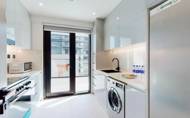 Luxury 3BR Designer Retreat with Parking