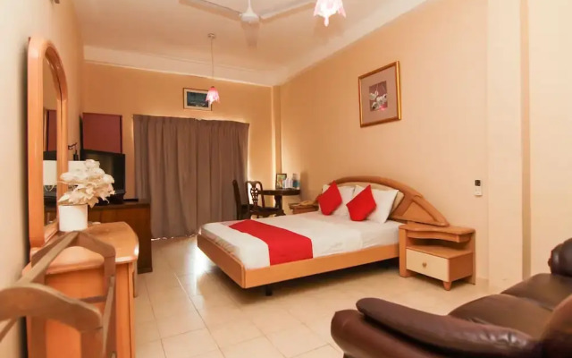 OYO 111 Sea Shine Beach Hotel