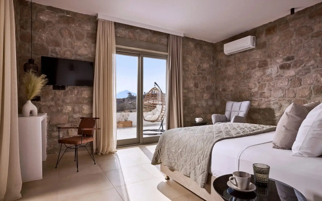 Kedros Milos Suites
