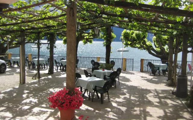 Albergo Riva