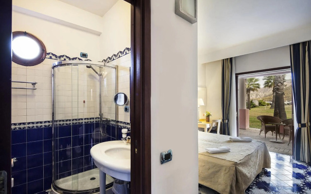 Hotel Eros