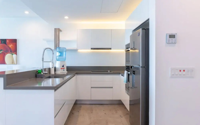 Contemporary Design Oceana 422 Playa del Carmen Condo by RedAwning