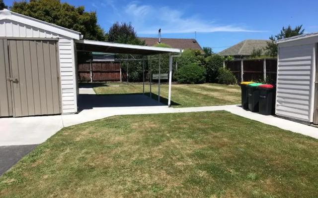 Sunny House