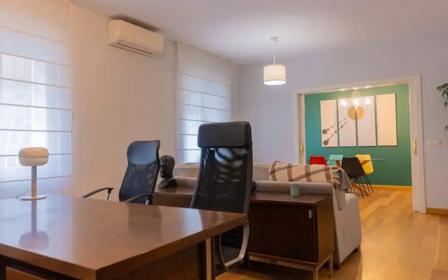 M Pdh52 Apartamento Amplio y Elegante en Paseo de