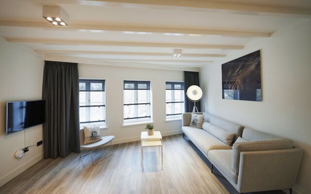 "DE BANK" - Hotel Apartments