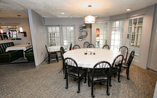 Ramada Lewiston Hotel & Conference Center