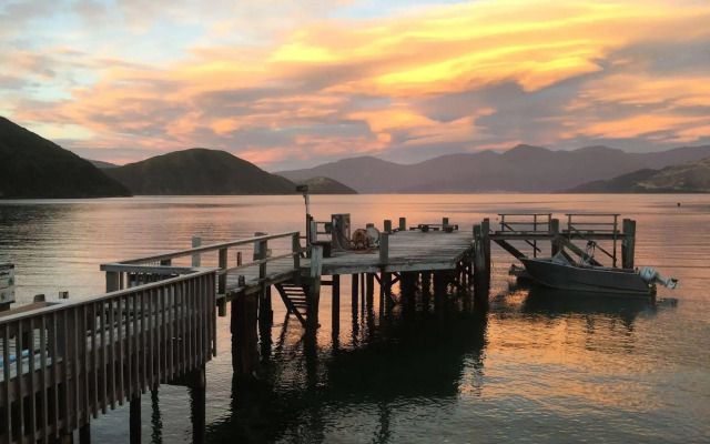 The Lodge At Te Rawa - Boat Access Only