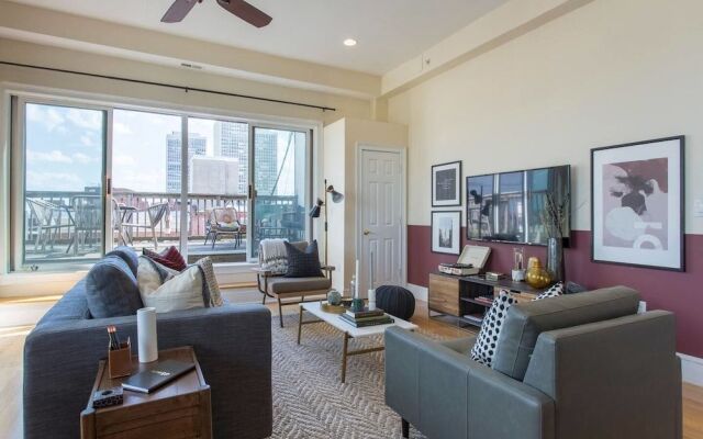 Spacious 2 Br Apt In Center City By Domio