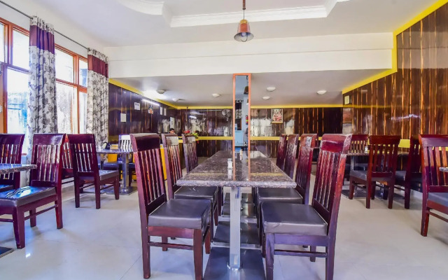 OYO 76836 Hotel Meridian