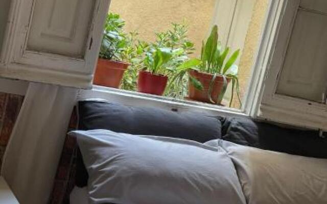 Spacious Cozy Rooms Chamberi