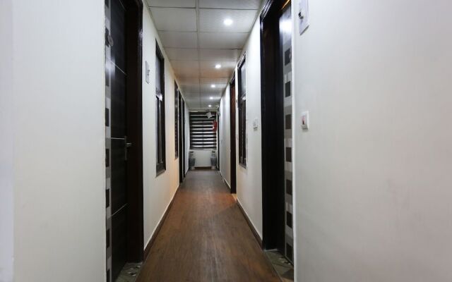 OYO 44535 Mona Regency Hotel And Banquets