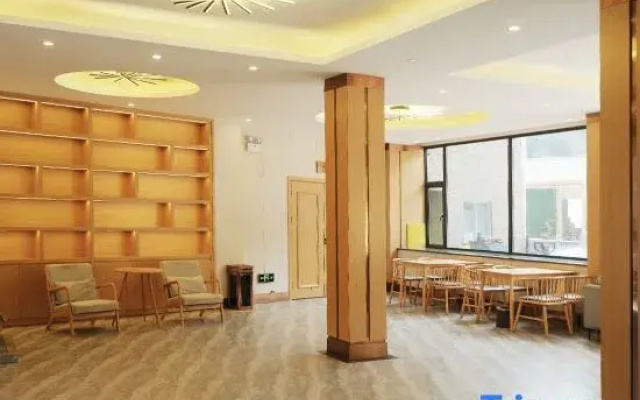 Zouqi Luxing Hotel (Yubeng Village)