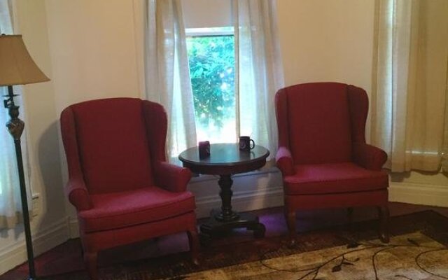 Bed Of Roses Bed And Breakfast