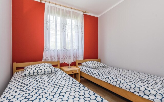 Beautiful Apartment in Grebastica With 2 Bedrooms and Wifi