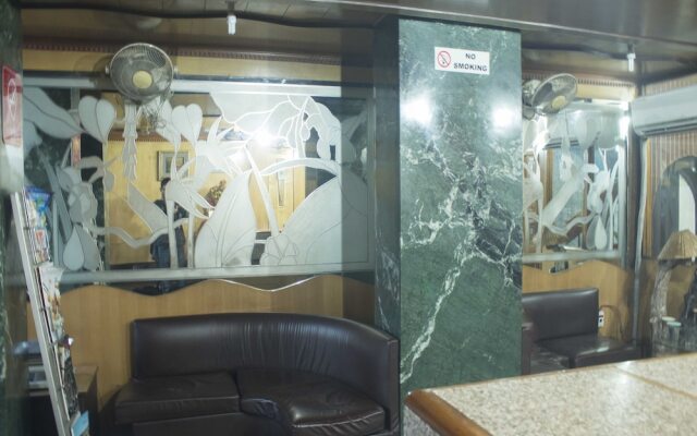 OYO 3460 Hotel Siddhartha