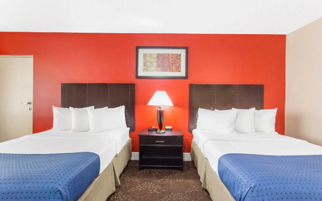 Baymont by Wyndham Fayetteville Fort Bragg Area