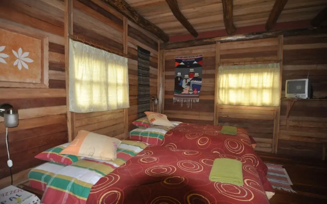 Kopal Cabins and Pizzeria