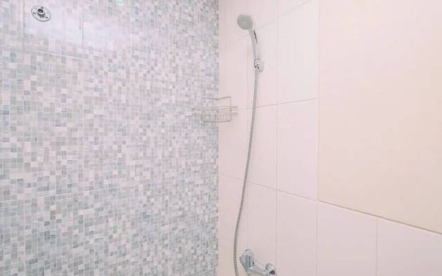 Nice And Elegant Studio Apartment At Nine Residence