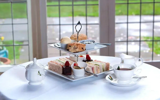 Monk Fryston Hall Hotel