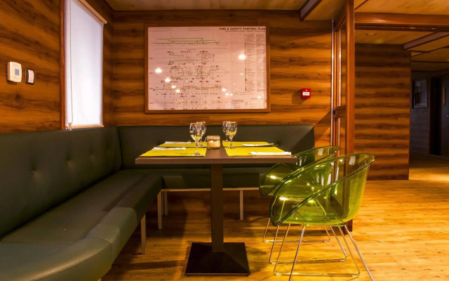 Botel Marina - Hostel